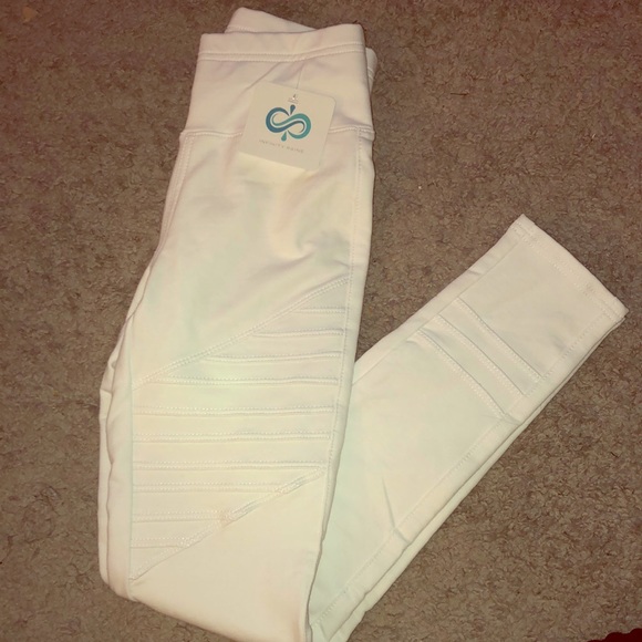 **NWT** • White Moto Jeggings - Picture 1 of 7
